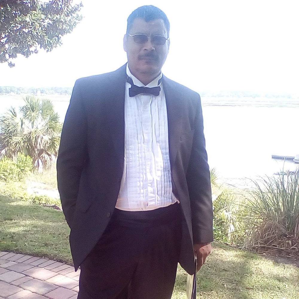 Meet your Posher, Manuel